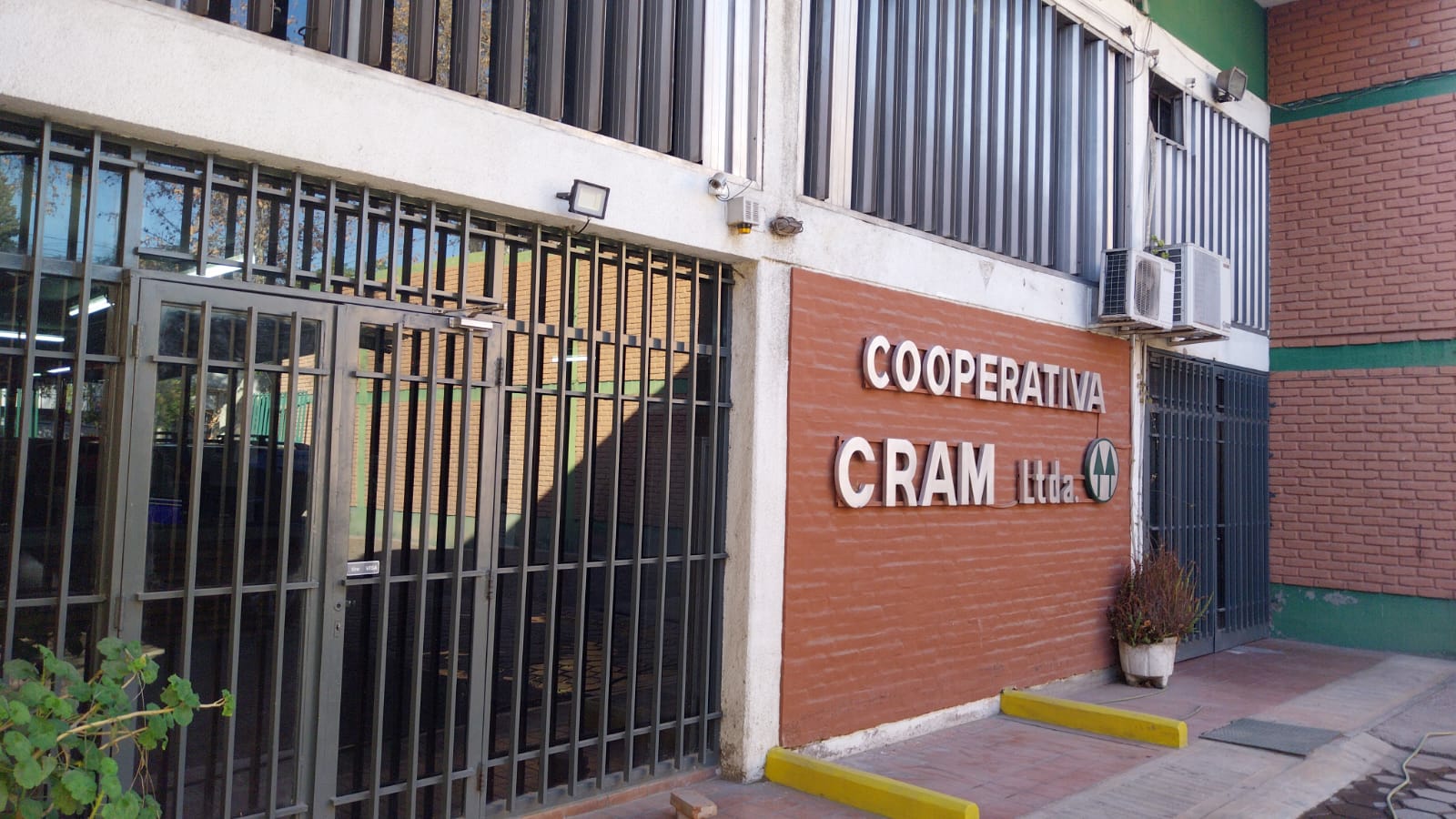 Entrada Cooperativa CRAM